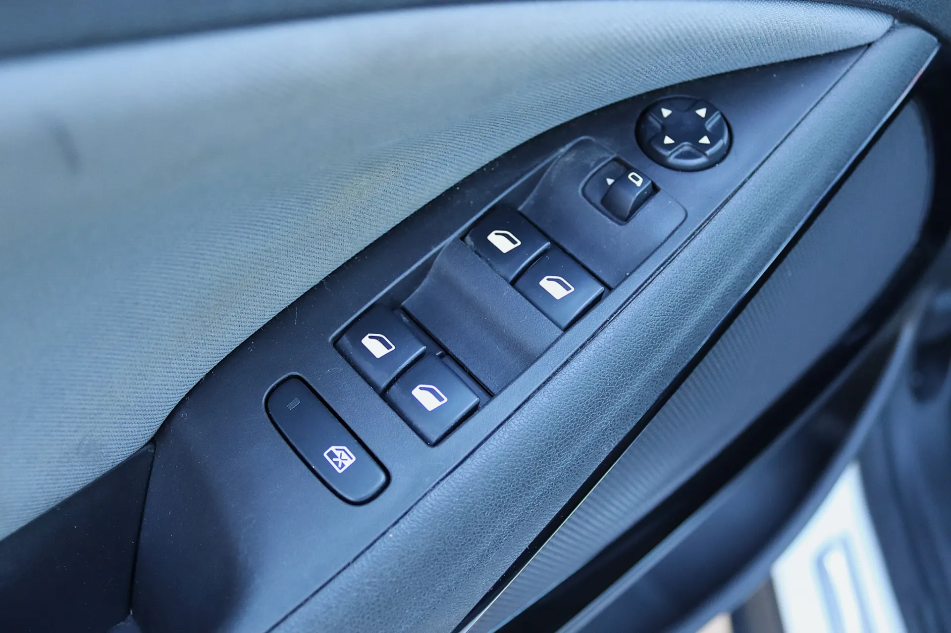 Opel Crossland X 1.2 T 120 Anos 14