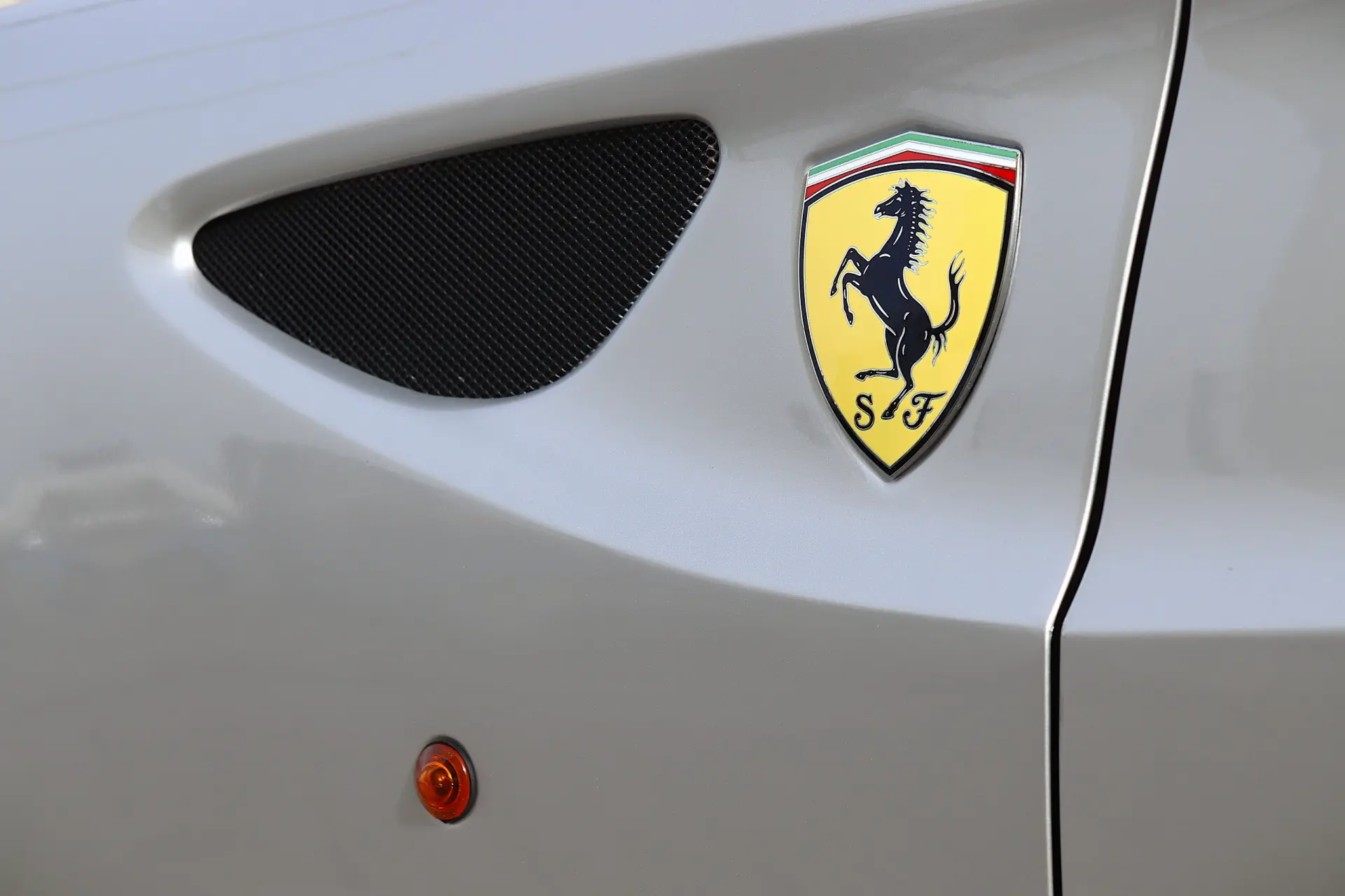 Ferrari FF Standard 15