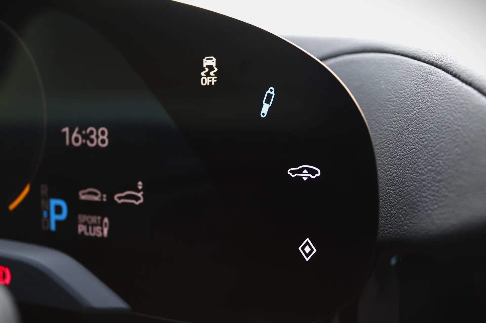 Porsche Taycan 4S 31