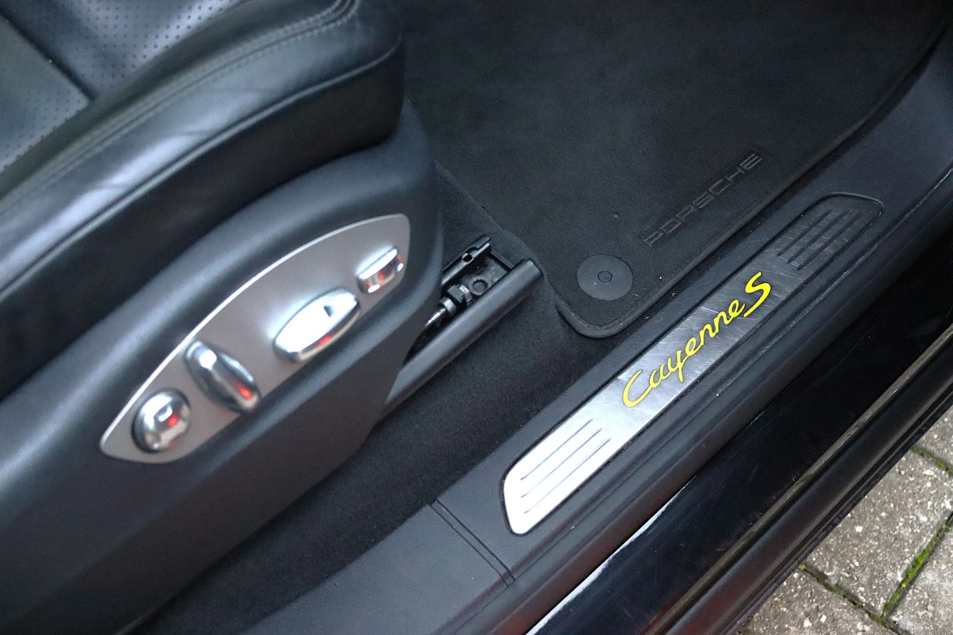 Porsche Cayenne S E-Hybrid 32