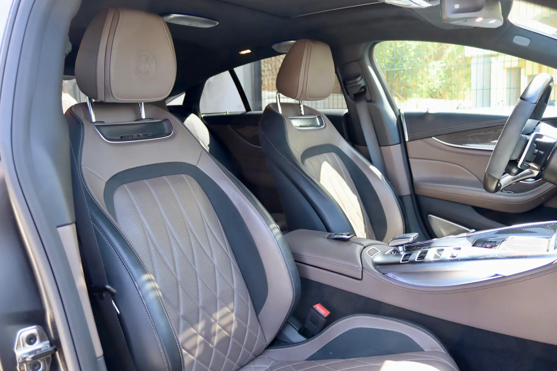 Mercedes-Benz AMG GT 4 portas 63 S E Performance Speedshift MCT 9G 38