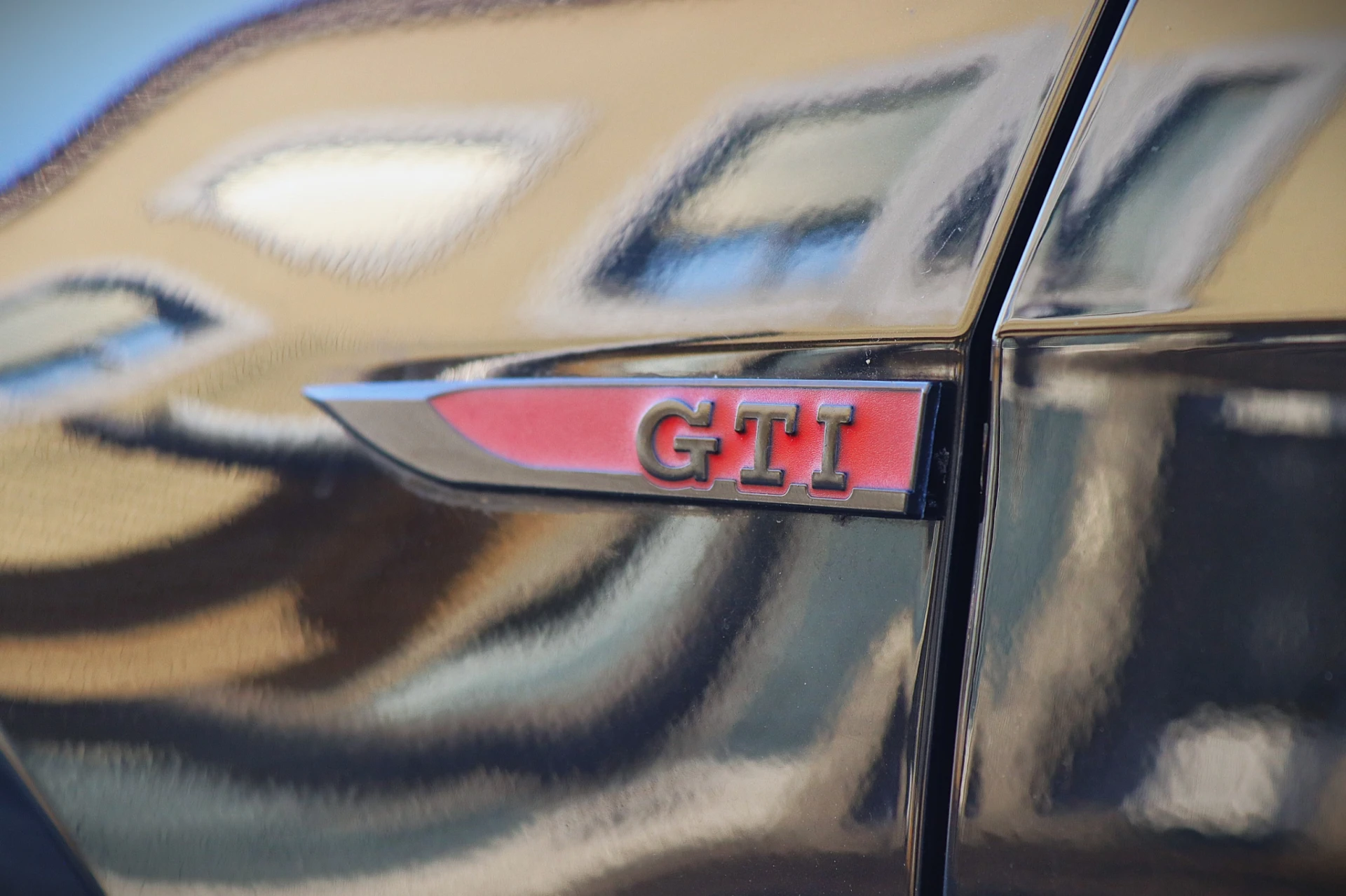 Volkswagen Golf 2.0 TSI GTi TCR DSG 14