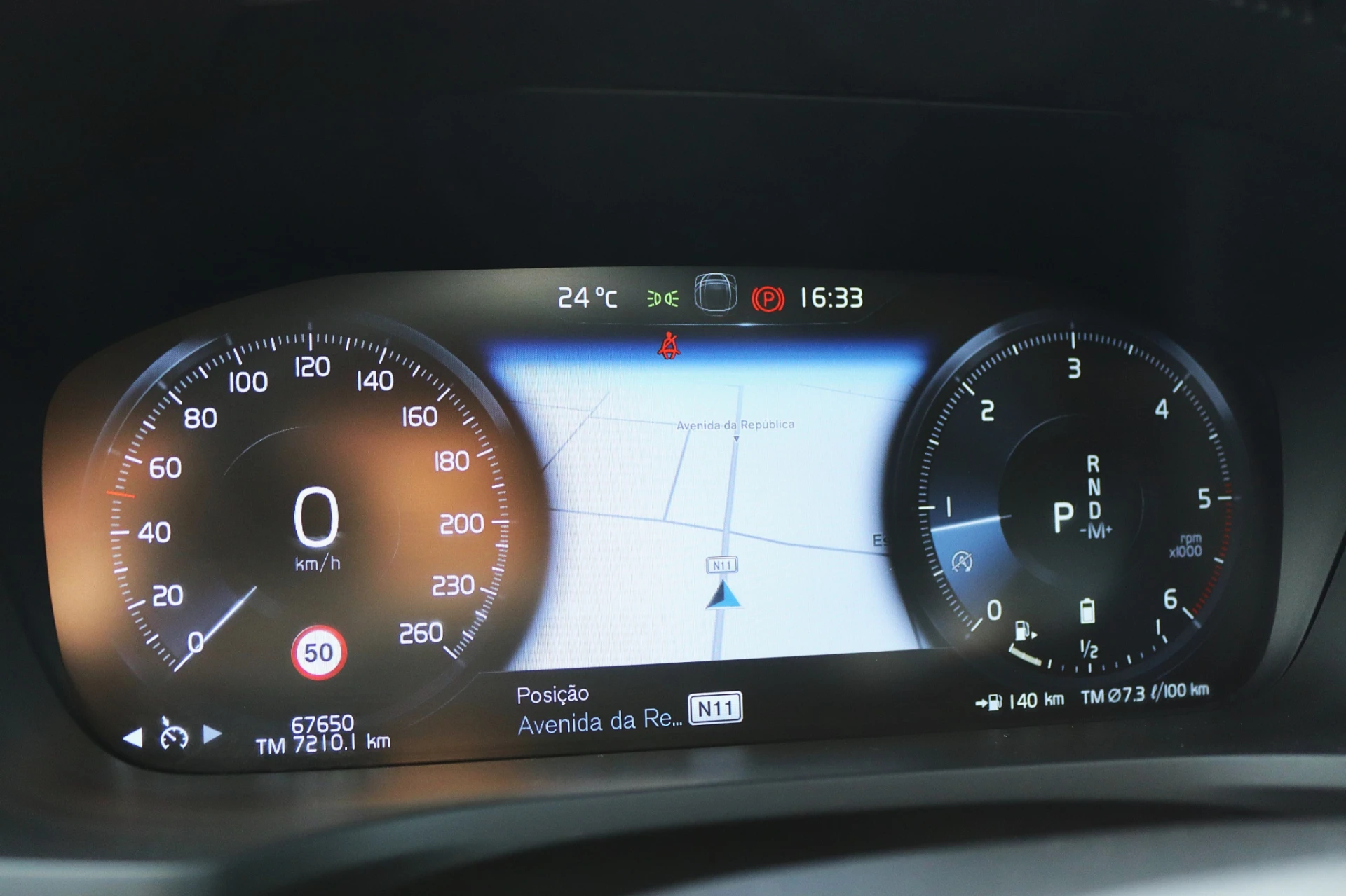 Volvo V60 B4 Momentum 20