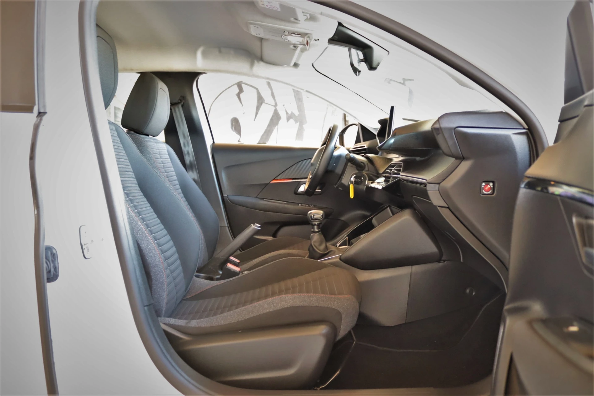 Peugeot 208 1.2 PureTech Active 13