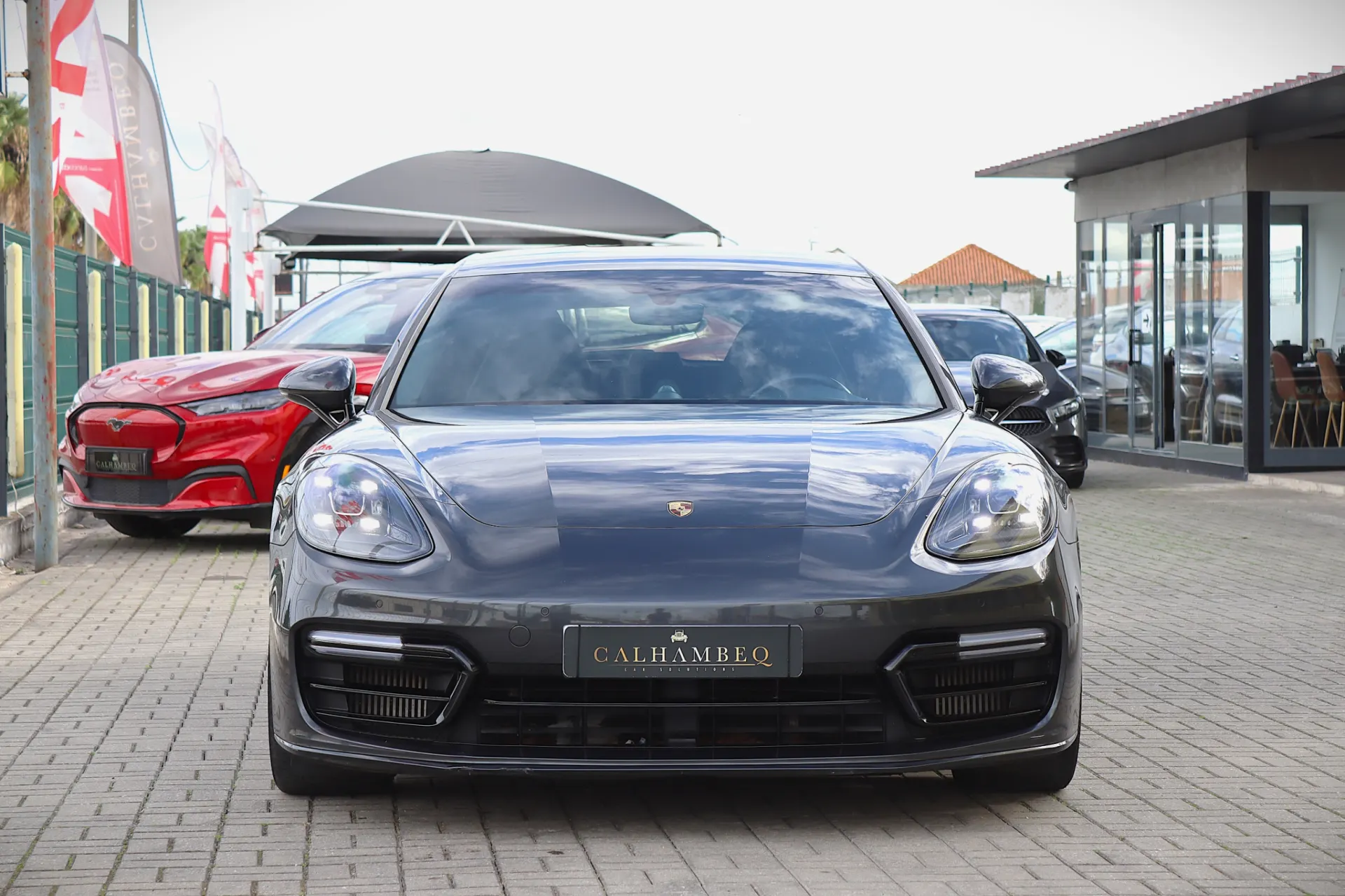 Porsche Panamera Sport Turismo 4 E-Hybrid 2