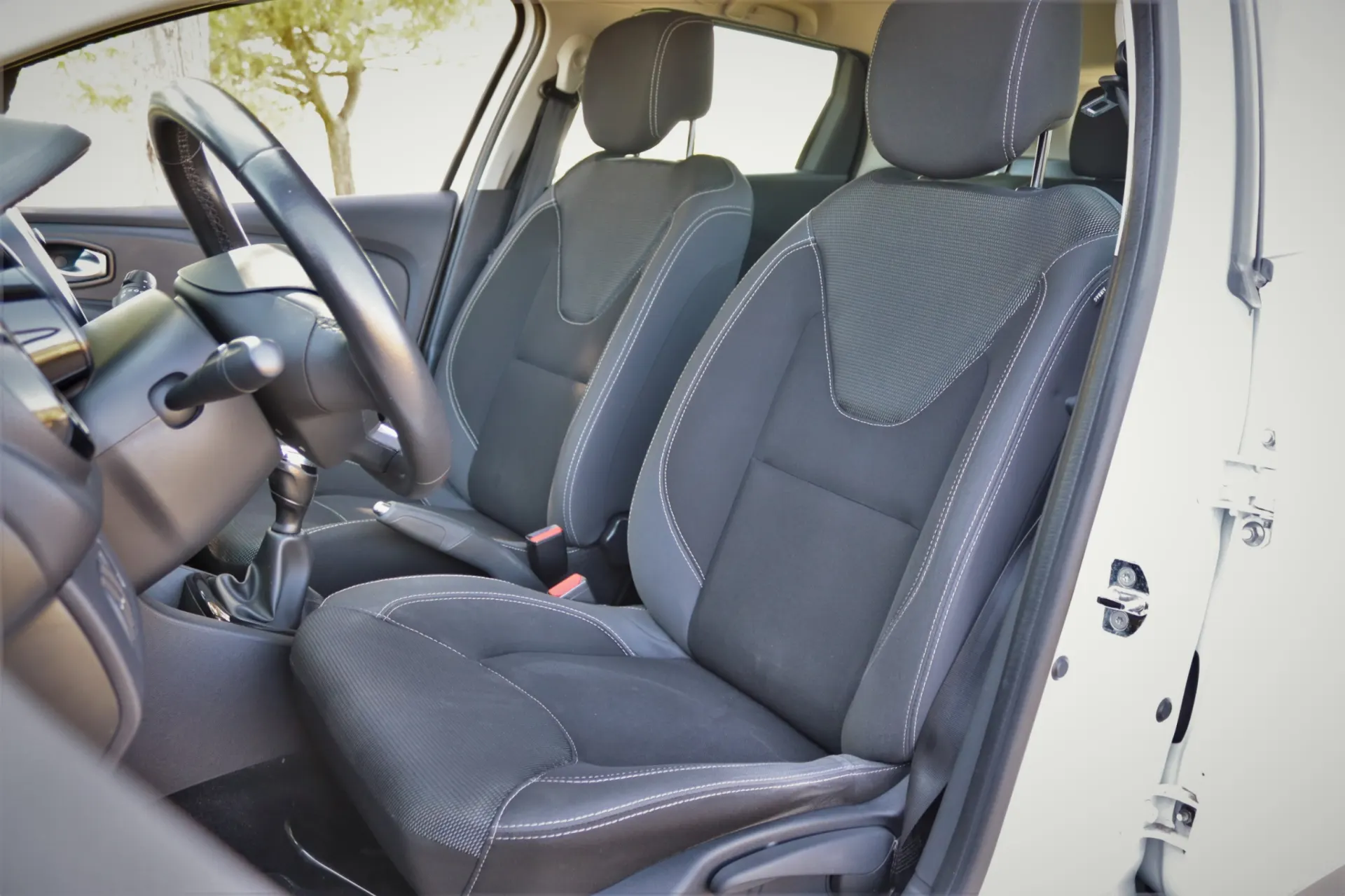 Renault Clio Sport Tourer 0.9 TCe Limited 9