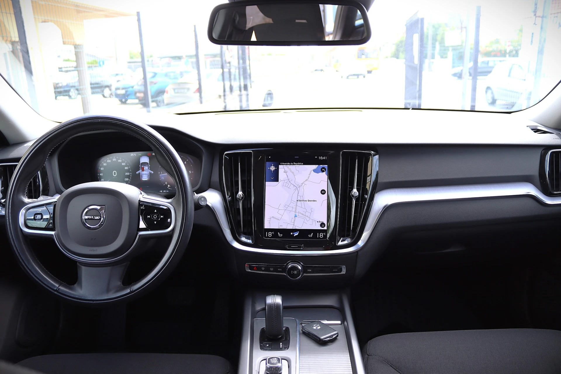 Volvo V60 B4 Momentum 4