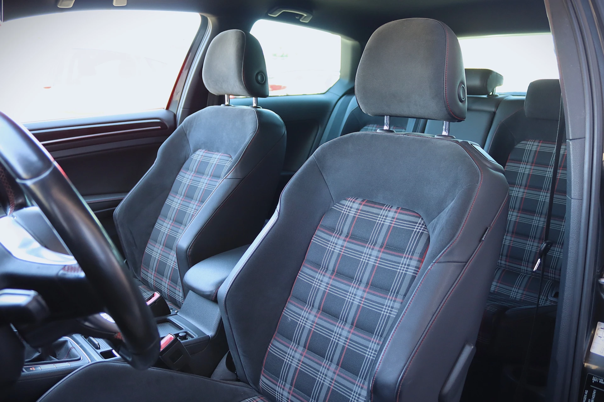 Volkswagen Golf 2.0 TSi GTi 15