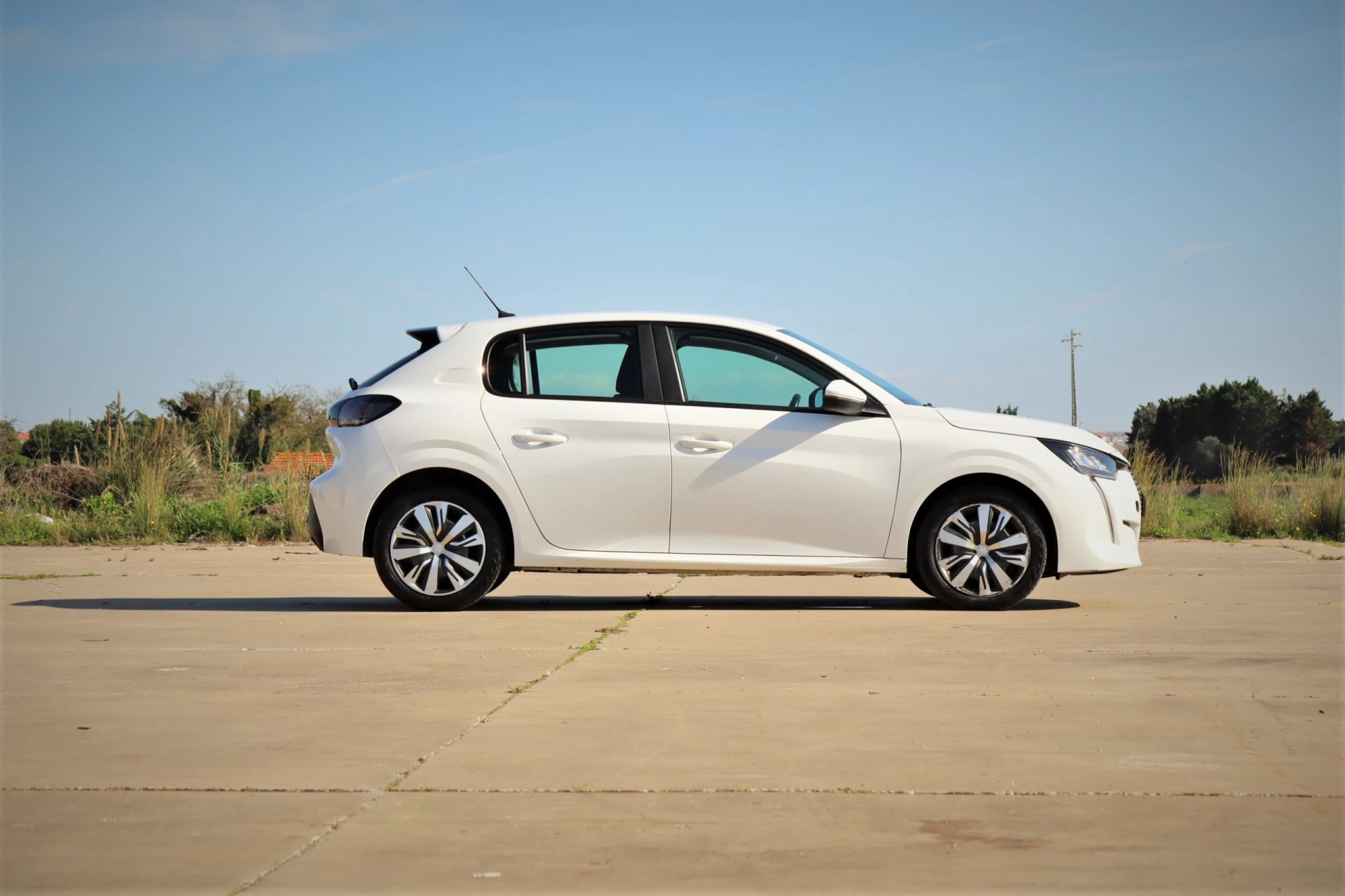 Peugeot 208 1.2 PureTech Active 18