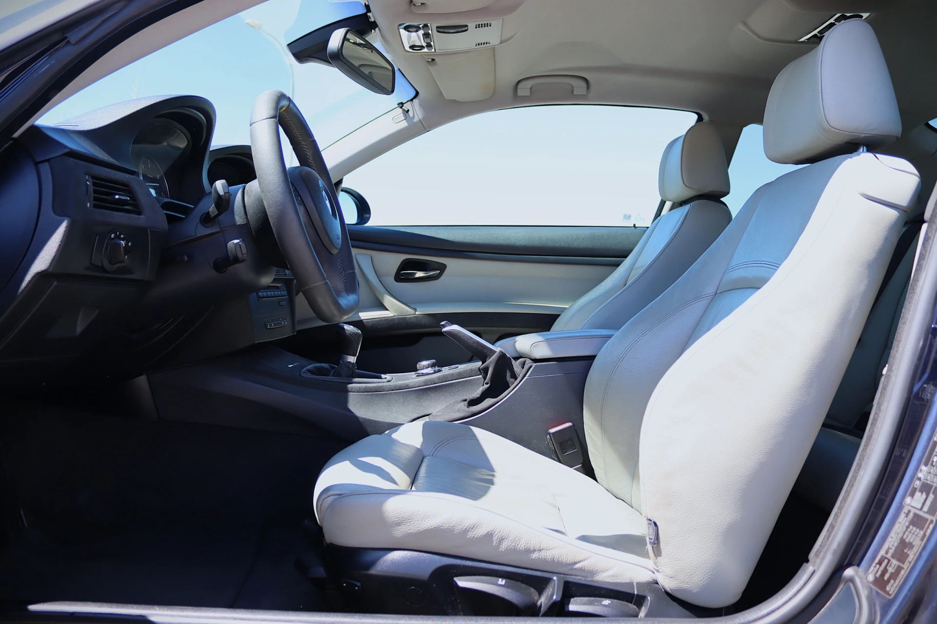 BMW 320 d Coupe 8