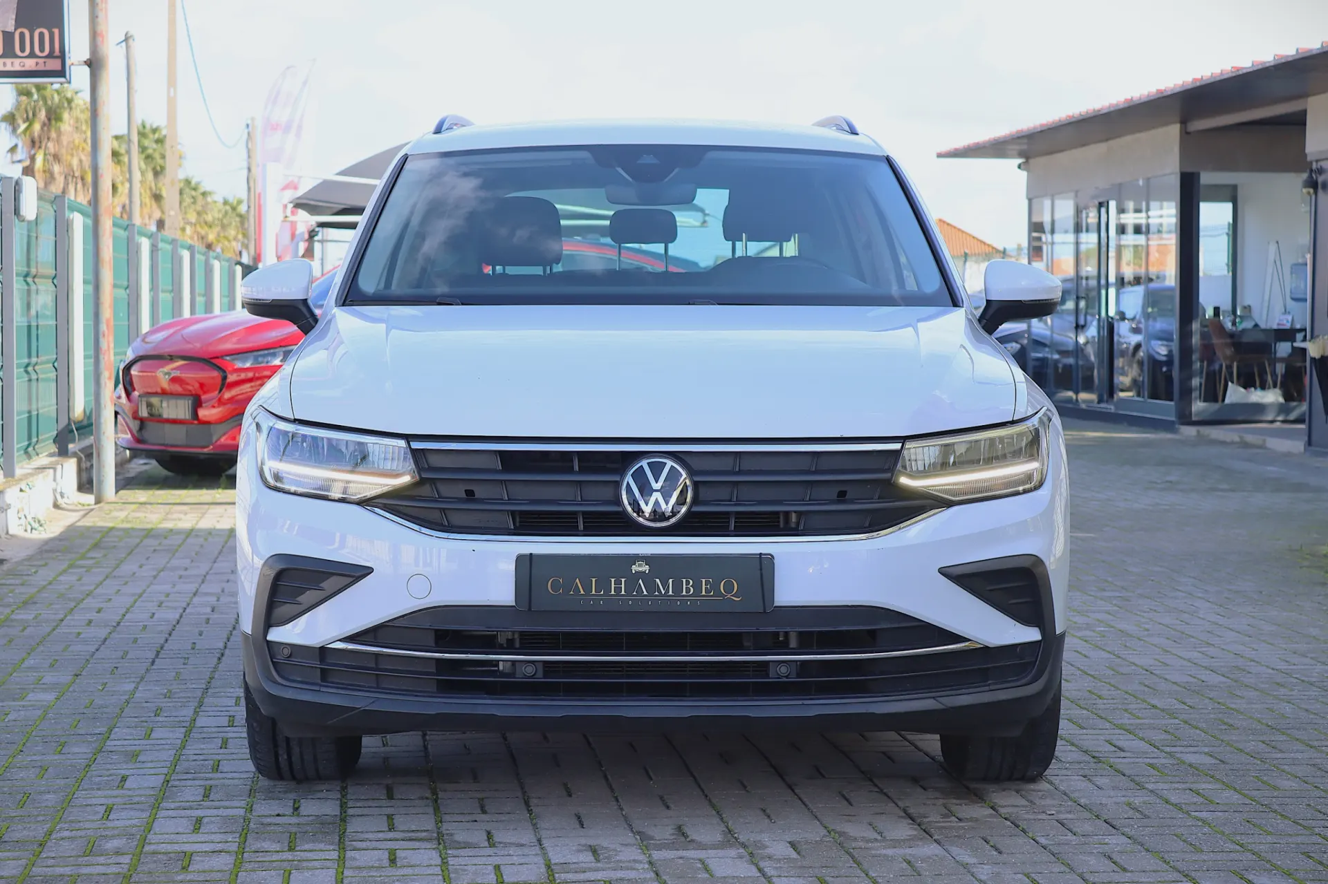 Volkswagen Tiguan 1.5 TSI Confortline 2