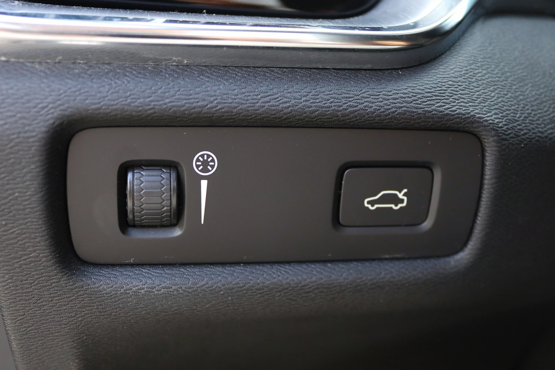 Volvo V60 B4 Momentum 5
