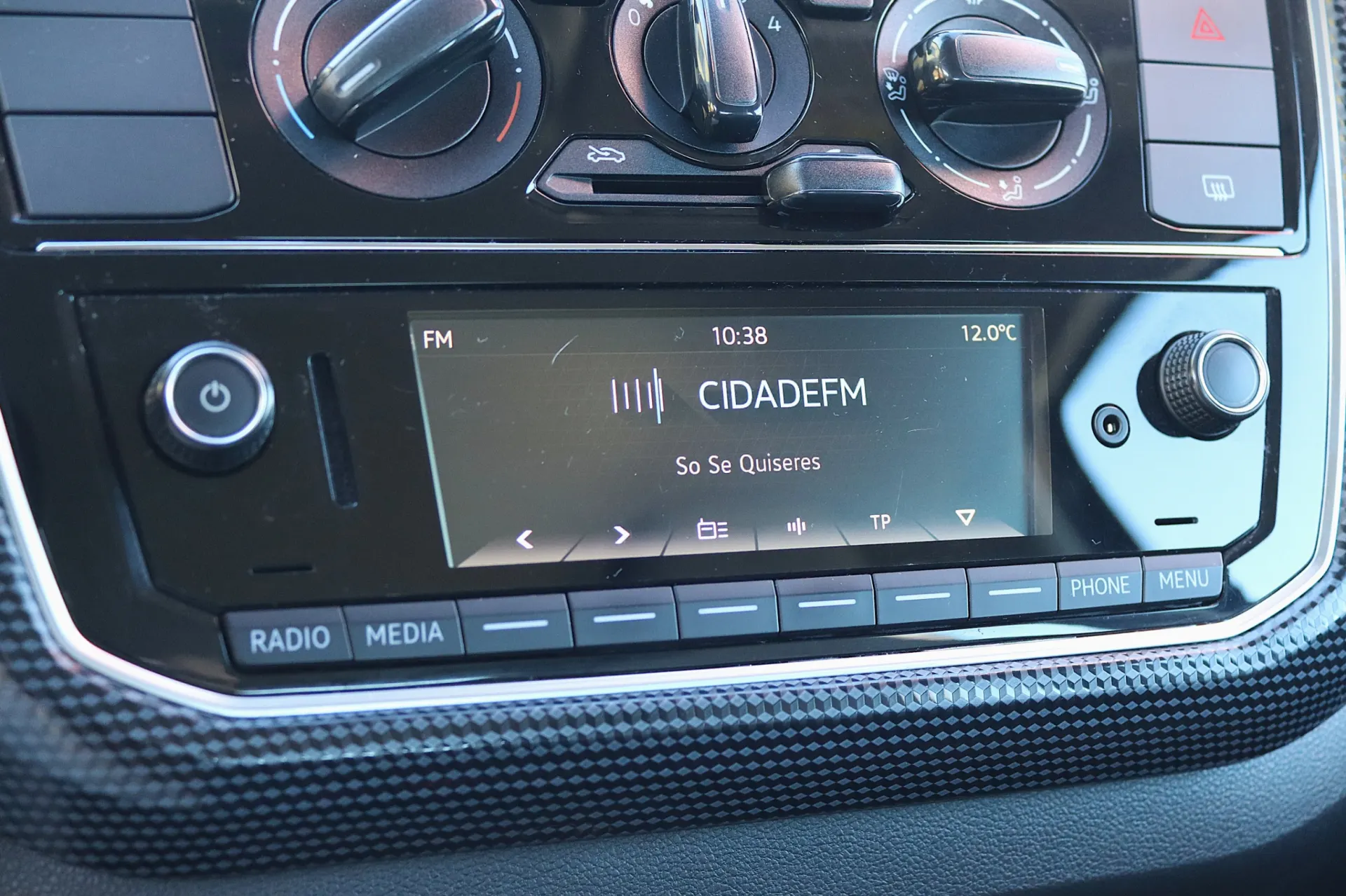 Volkswagen Up! 1.0 Move 19