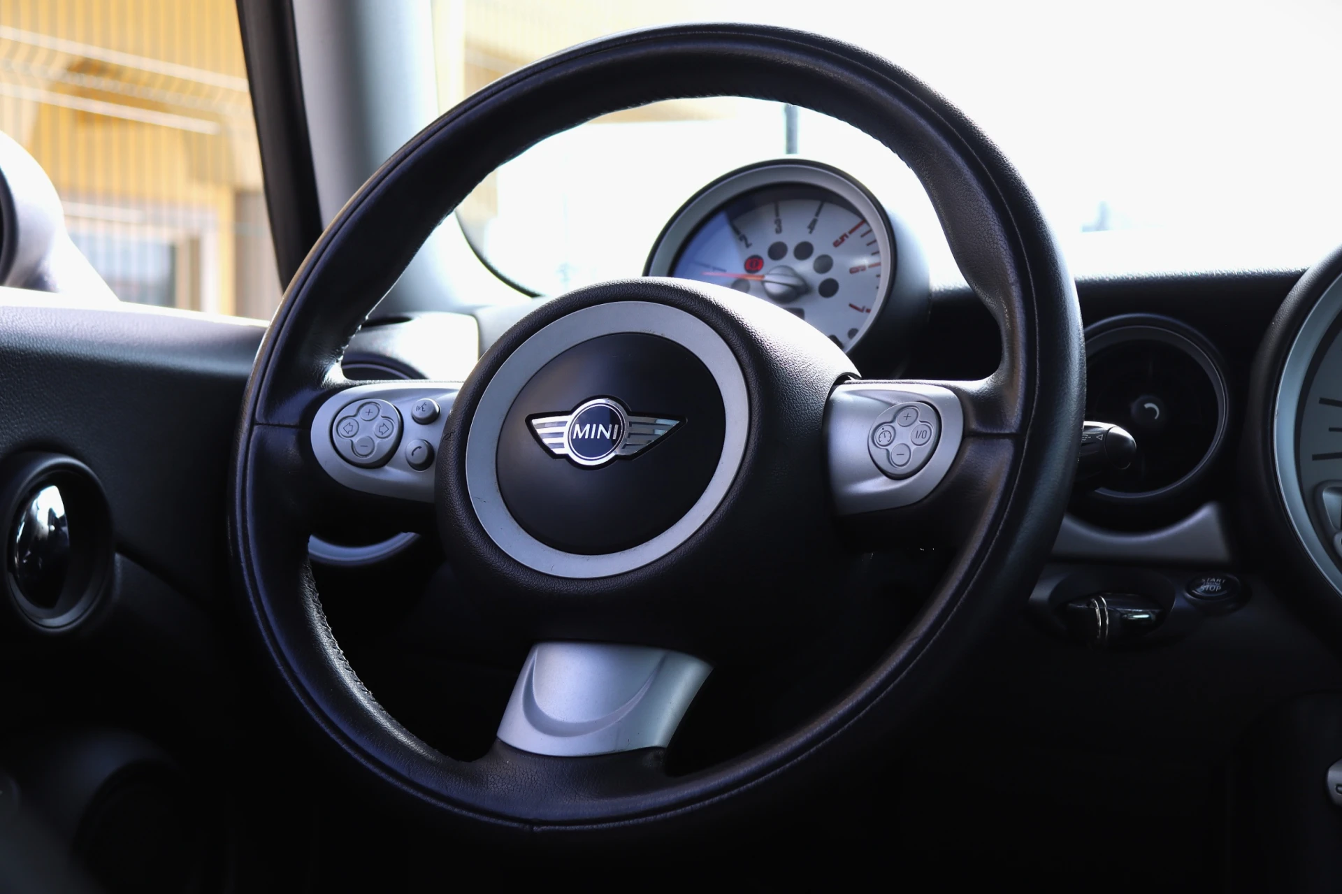 MINI 3 Portas Cooper D 25