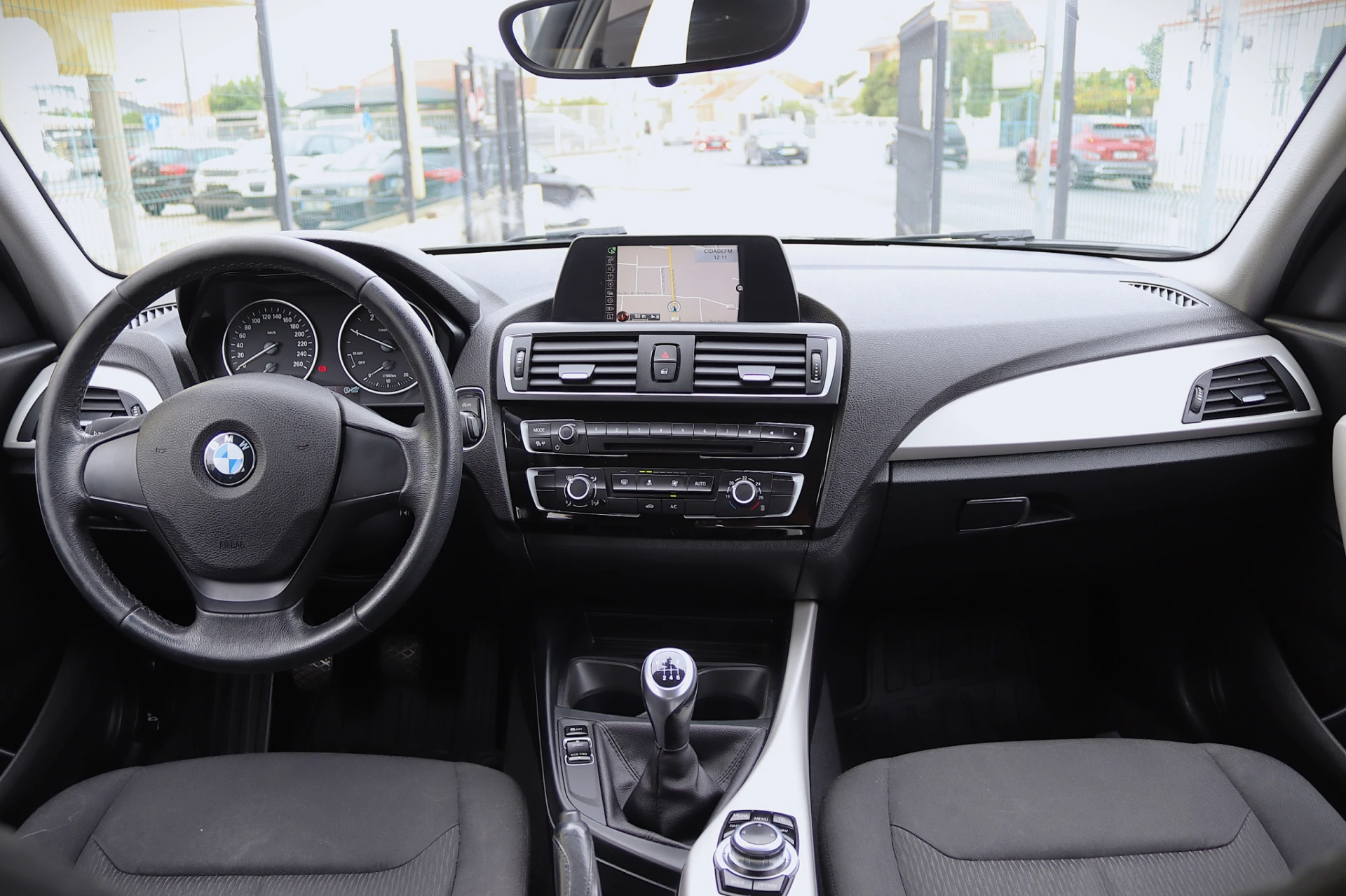 BMW 114 d Line Sport 4