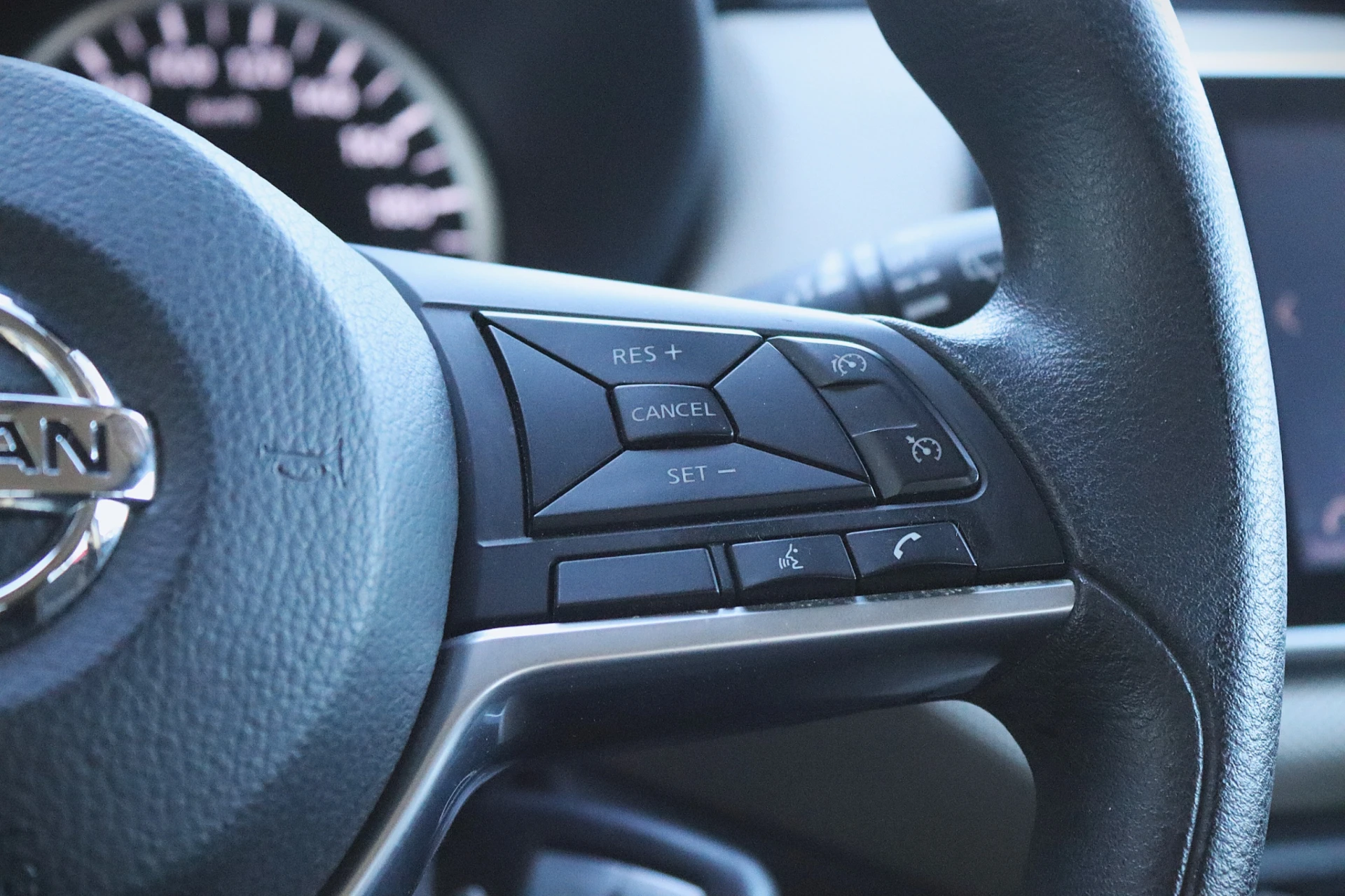 Nissan Micra 1.0 IG-T N-Connecta 19