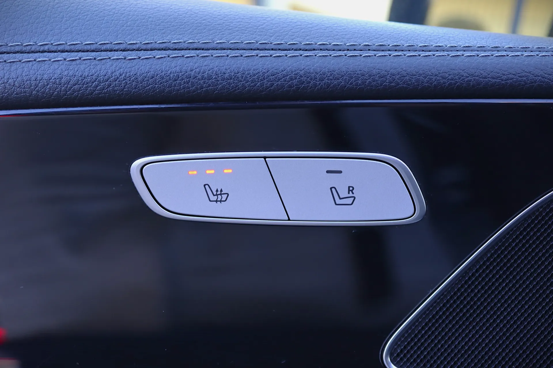 Mercedes-Benz AMG GT 53 4Matic+ 6