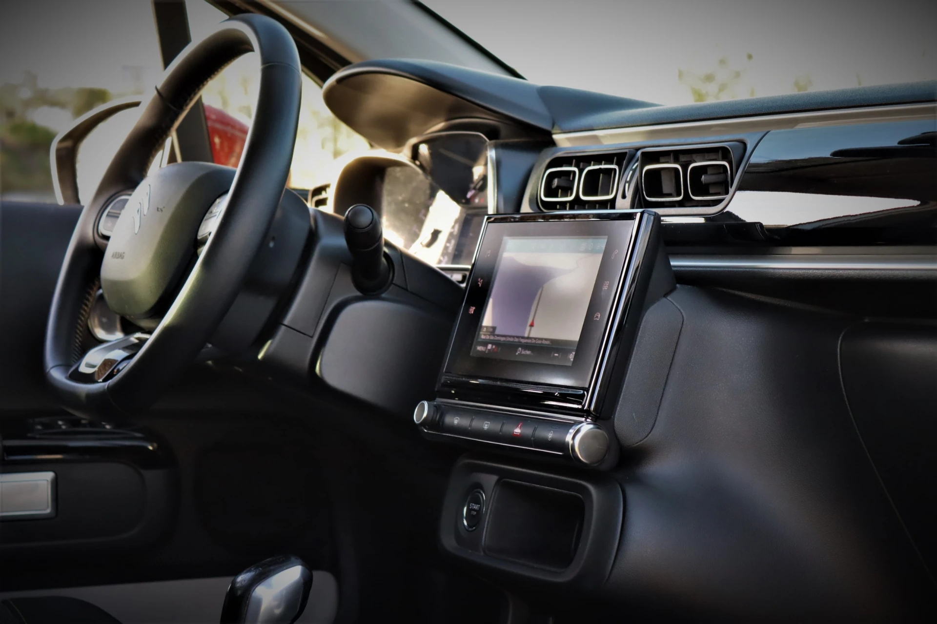 Citroën C3 1.2 PureTech Shine 16