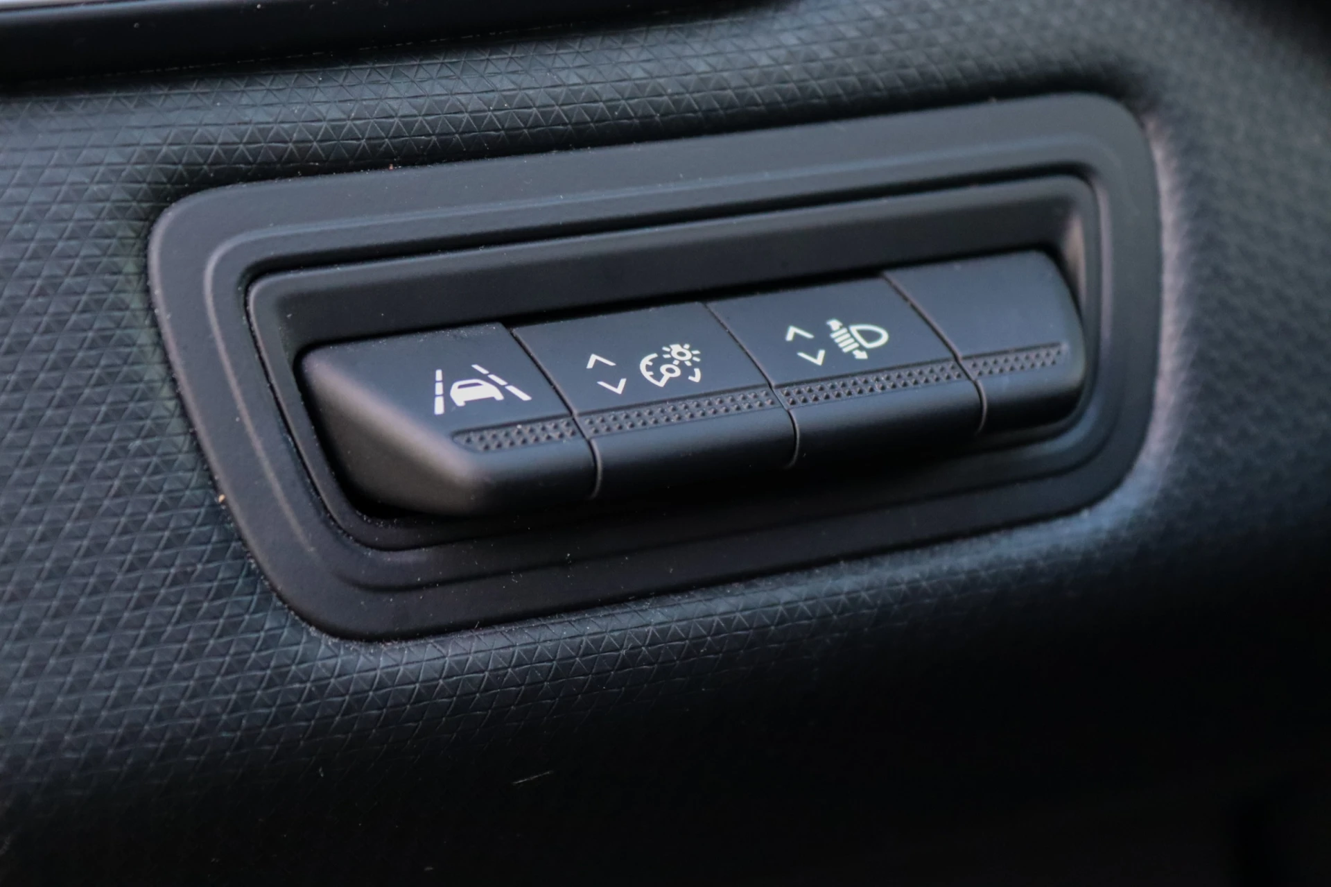 Renault Clio 1.0 TCe Intens Bi-Fuel 19