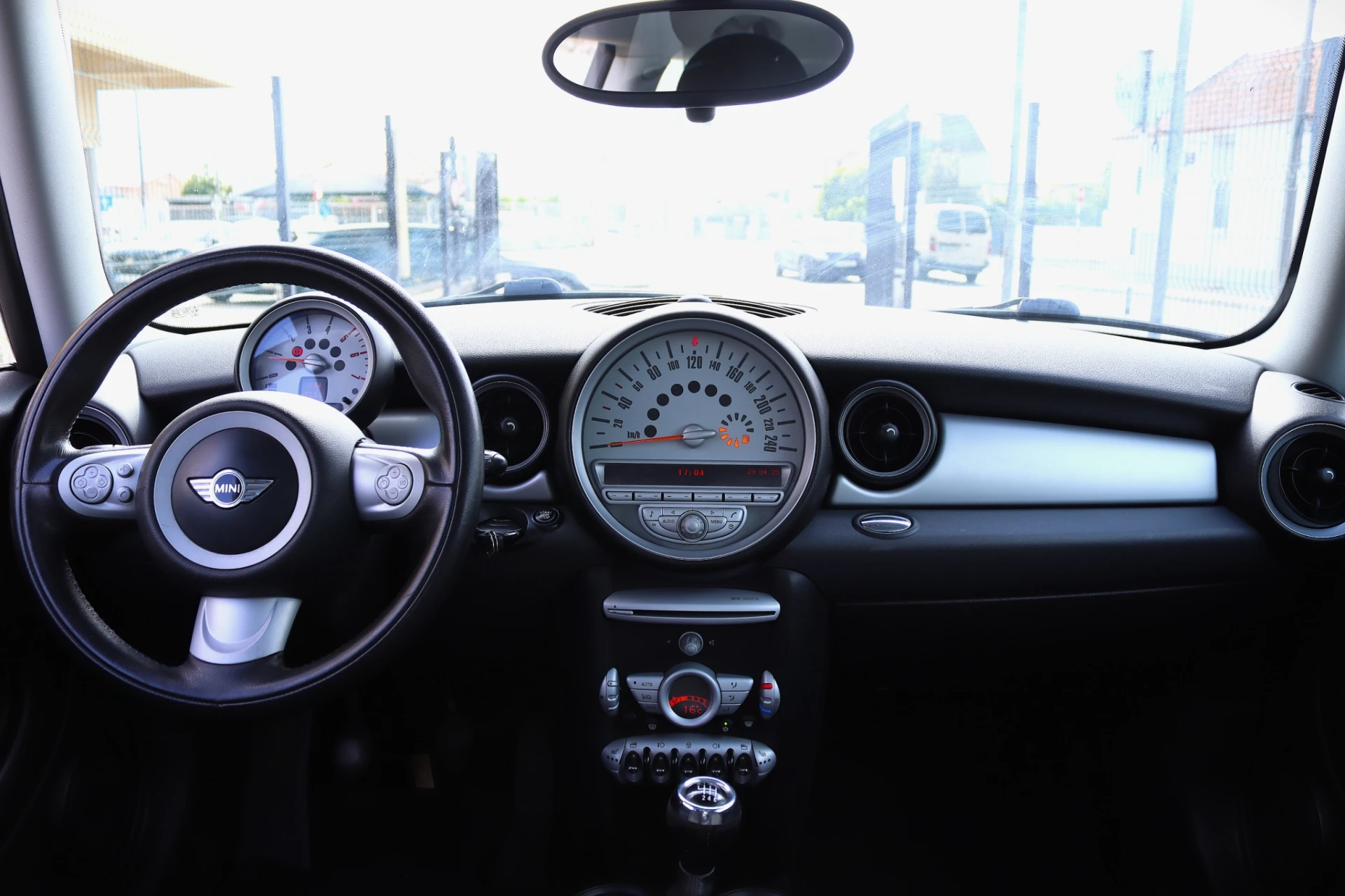 MINI 3 Portas Cooper D 4