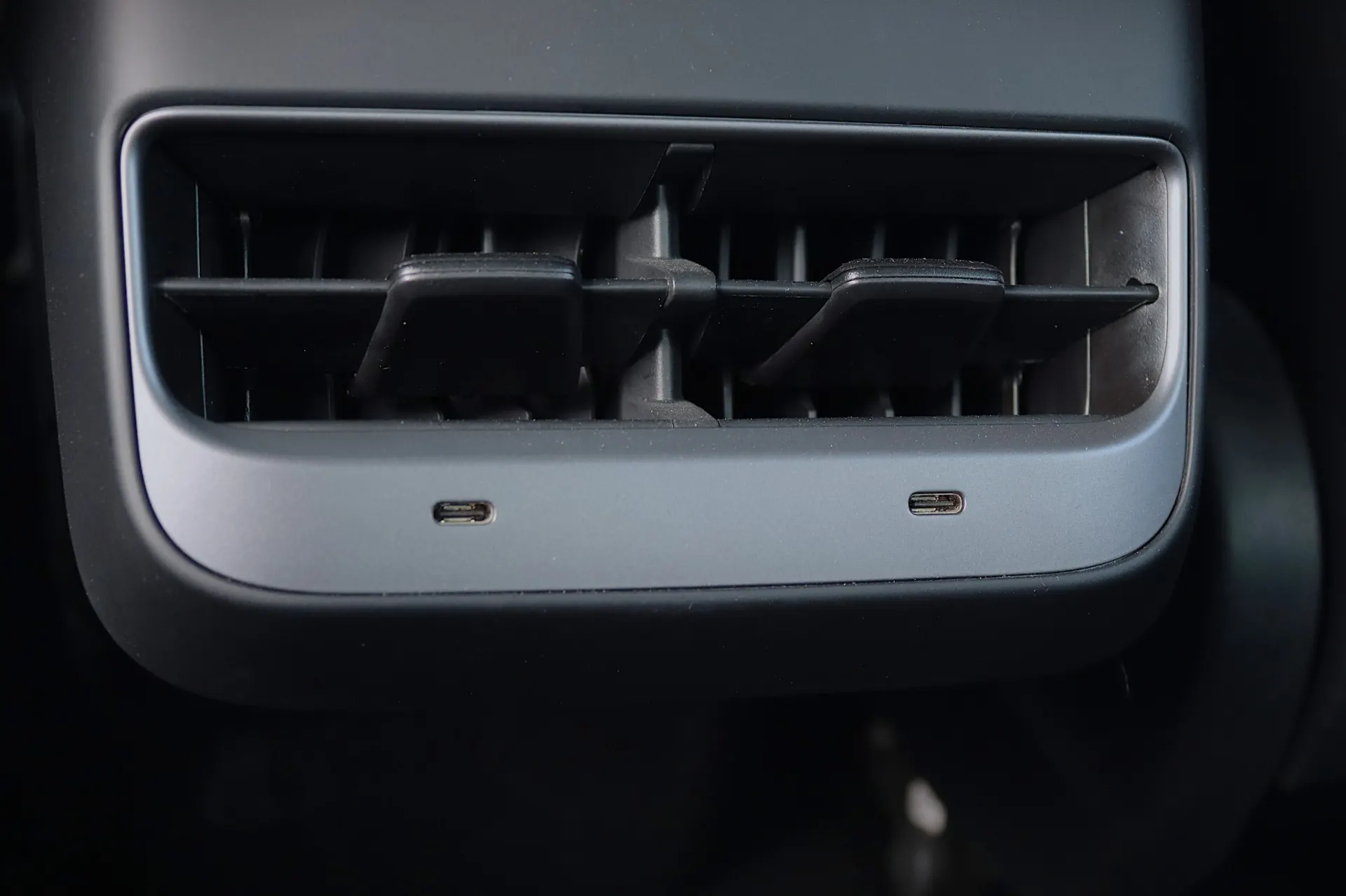 Tesla Model 3 Standard RWD Plus 28