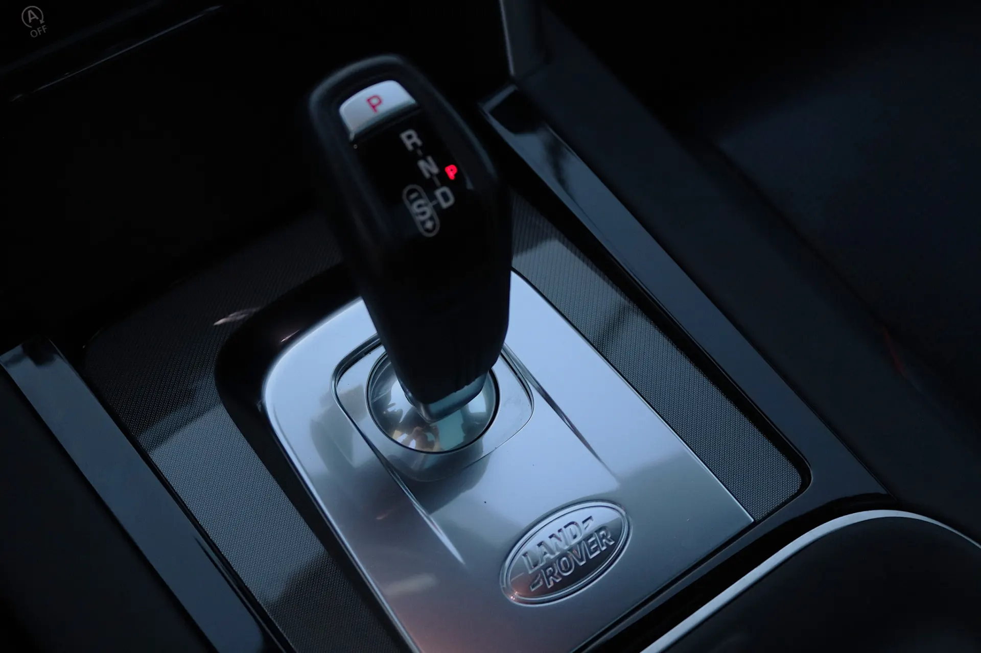 Land Rover Discovery Sport 1.5 I3 P300e AWD Dynamic SE 40