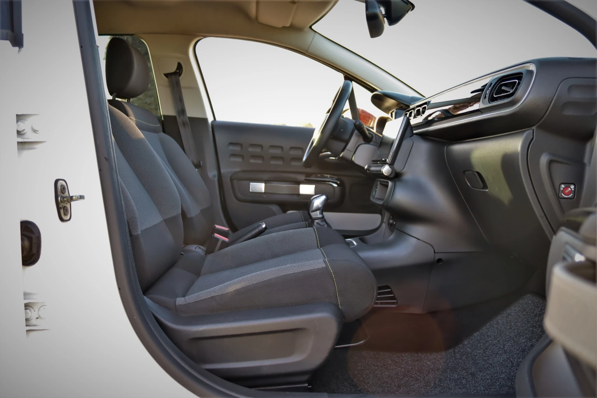 Citroën C3 1.2 PureTech Shine 17
