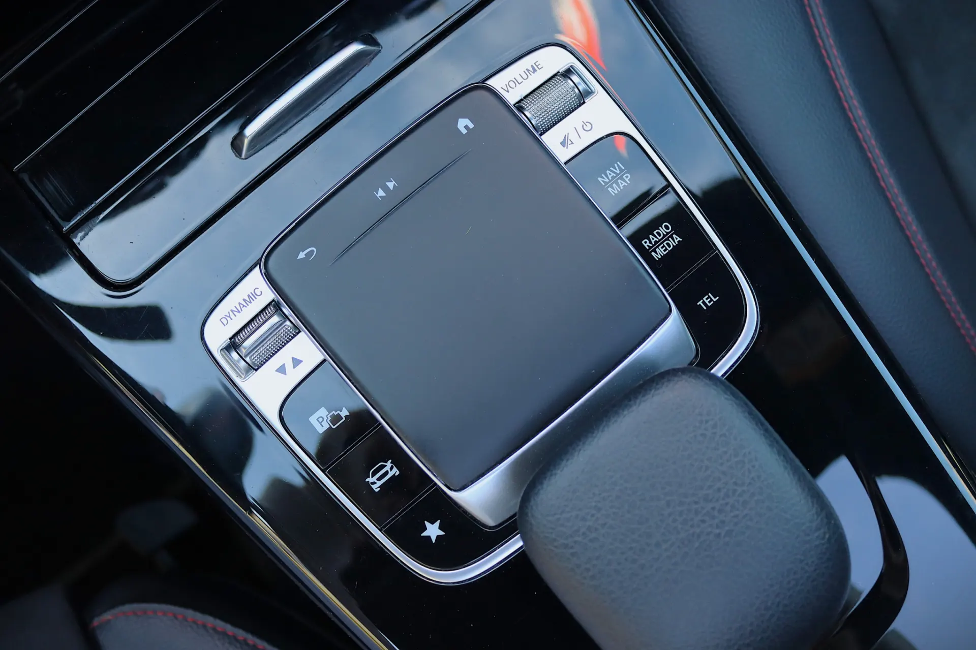 Mercedes-Benz A 180 d AMG Line Aut. 29